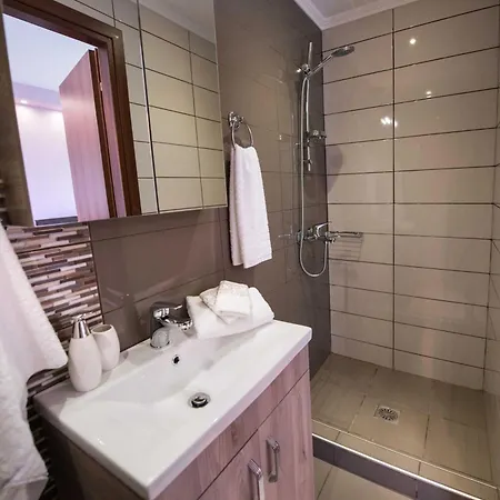 Appartement Nv Seafront Av Nikiana