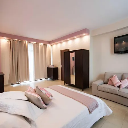 Apartment Nv Seafront Av Nikiana